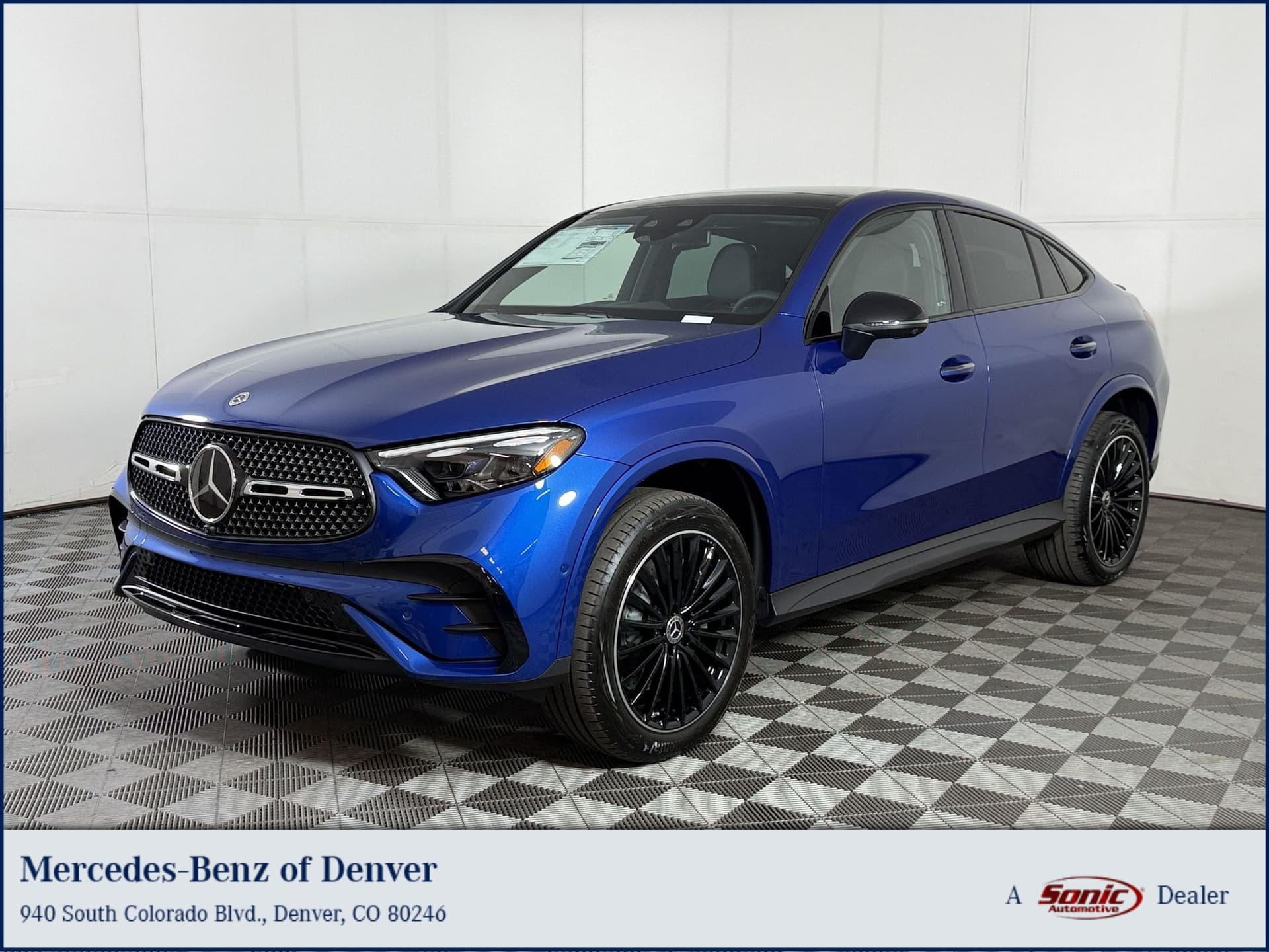 2027 Mercedes-Benz GLC Base — photo 1 of 31