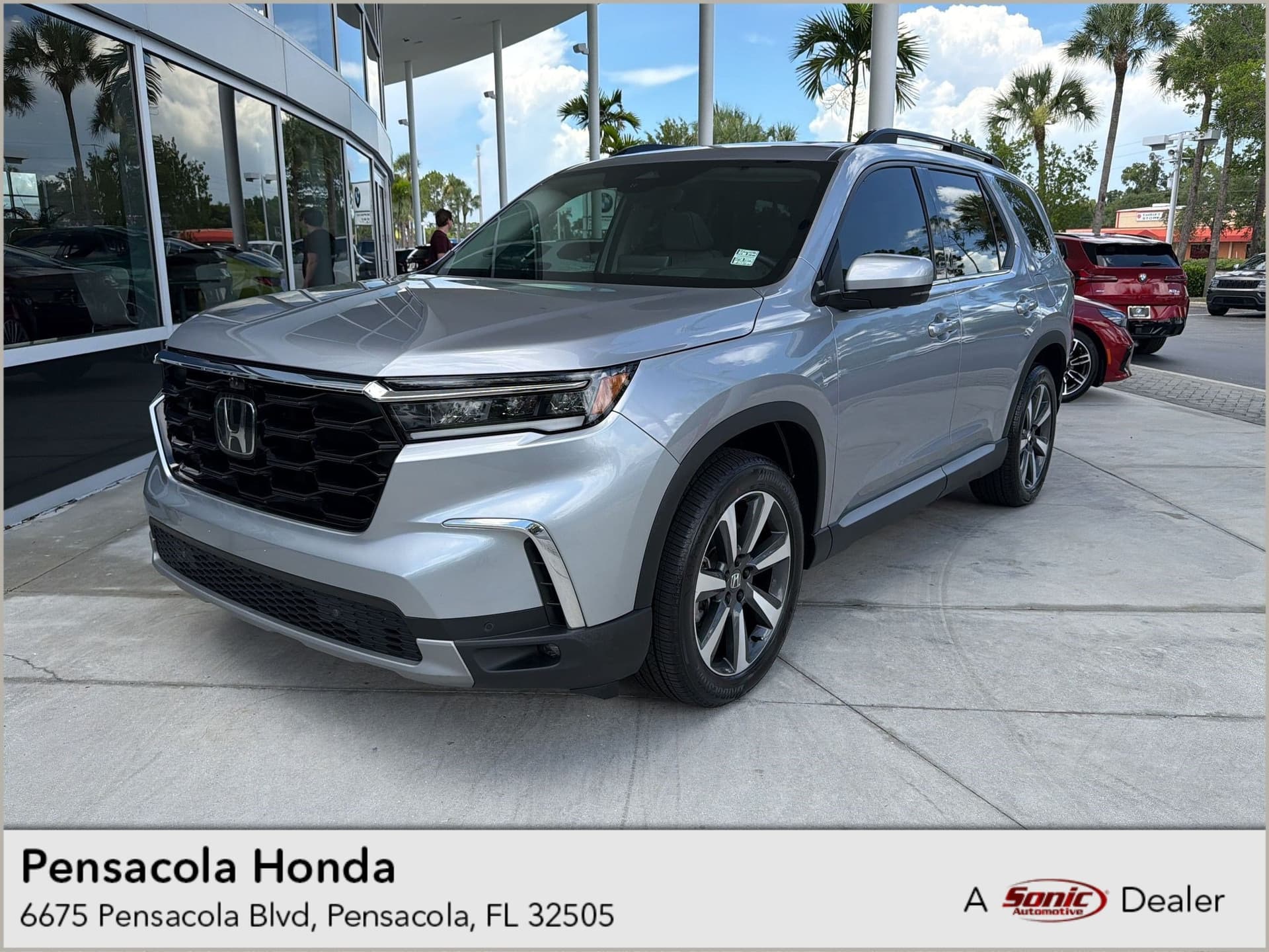 2024 Honda Pilot Elite — photo 1 of 36