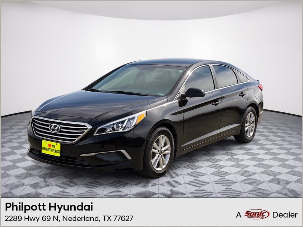 2016 Hyundai Sonata 2.4L SE — photo 1 of 30