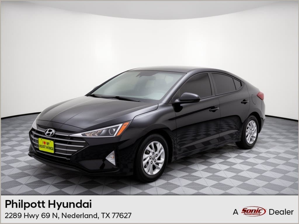 2020 Hyundai Elantra SE — photo 1 of 31