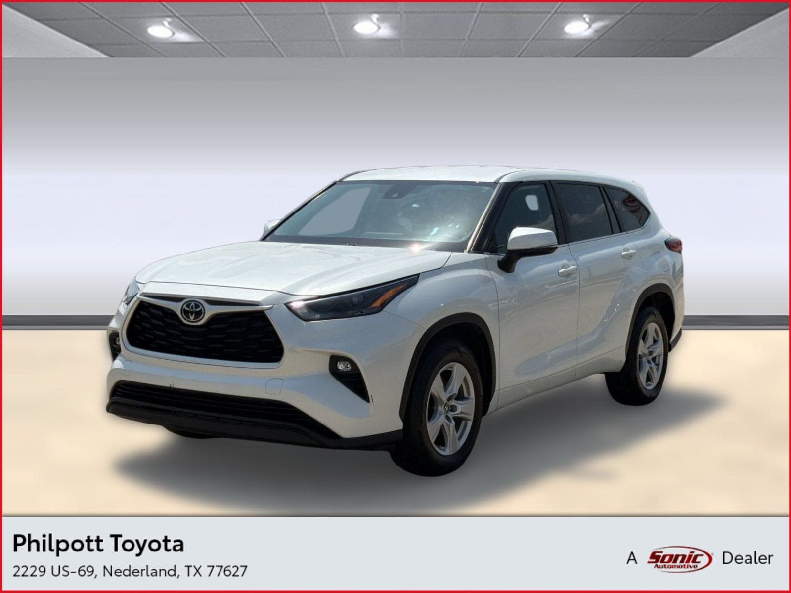 2023 Toyota Highlander LE — photo 1 of 27