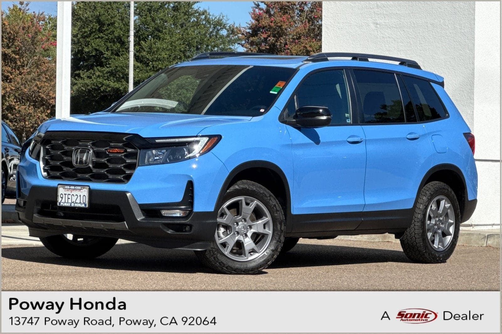 2025 Honda Passport TrailSport — photo 1 of 35