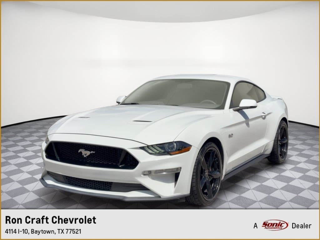 2020 Ford Mustang GT Premium — photo 1 of 31
