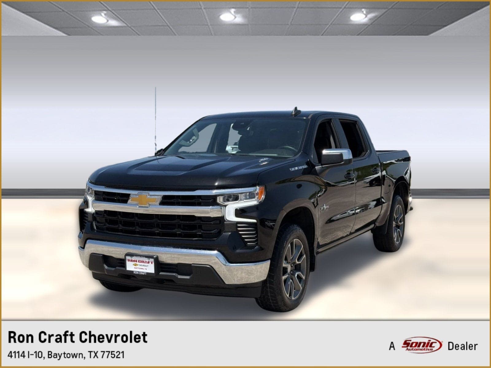 2024 Chevrolet Silverado 1500 LT — photo 1 of 29