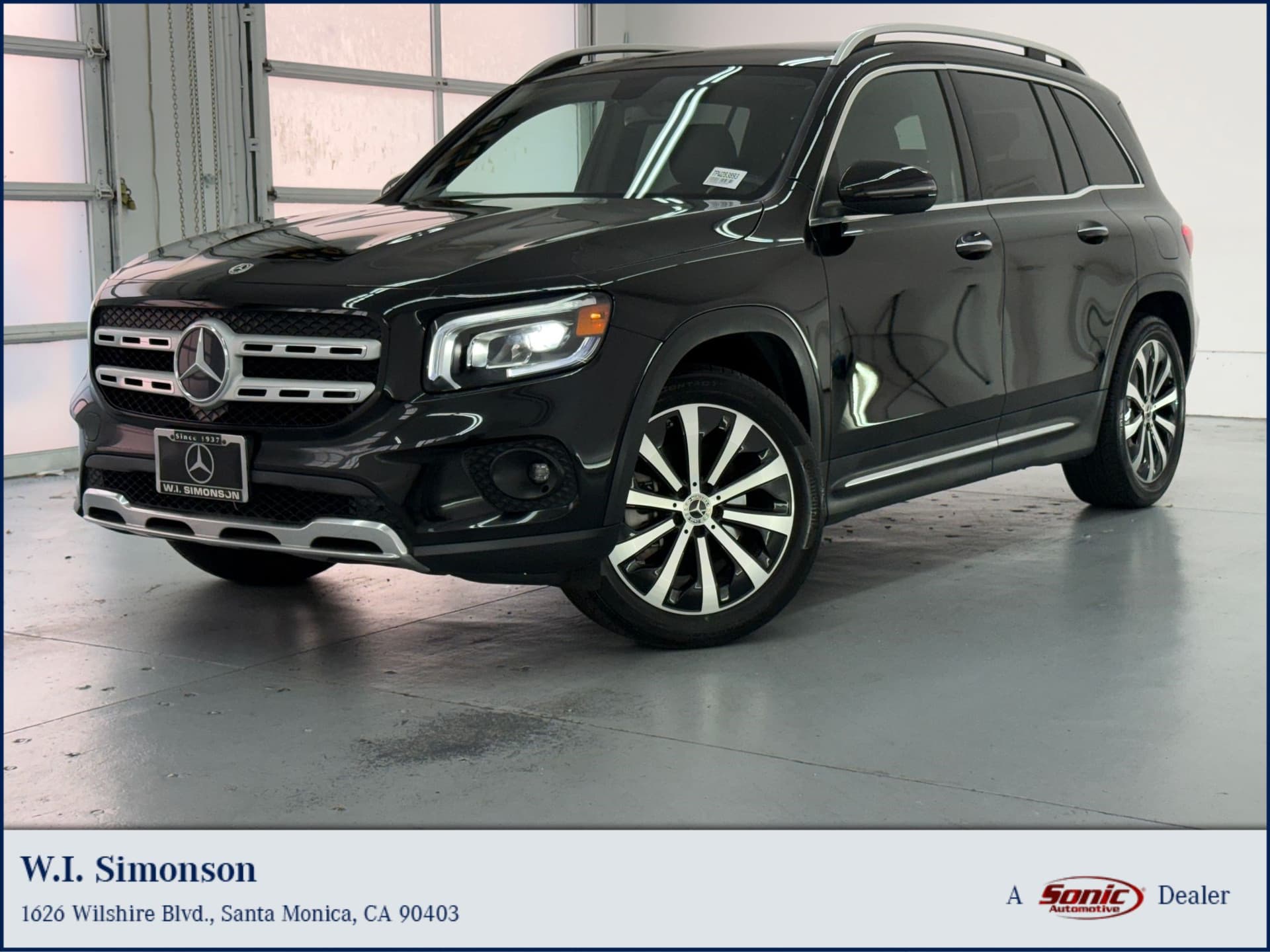 2023 Mercedes-Benz GLB GLB 250 — photo 1 of 32