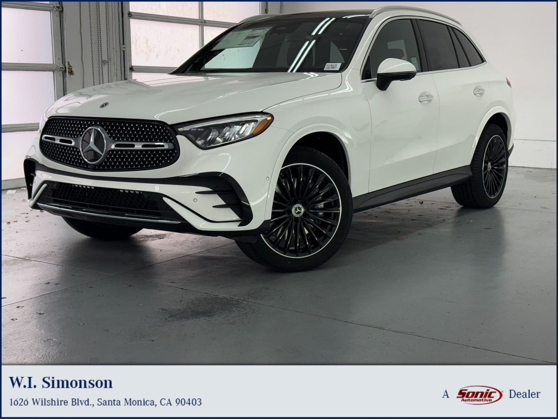 2027 Mercedes-Benz GLC GLC 300 — photo 1 of 33