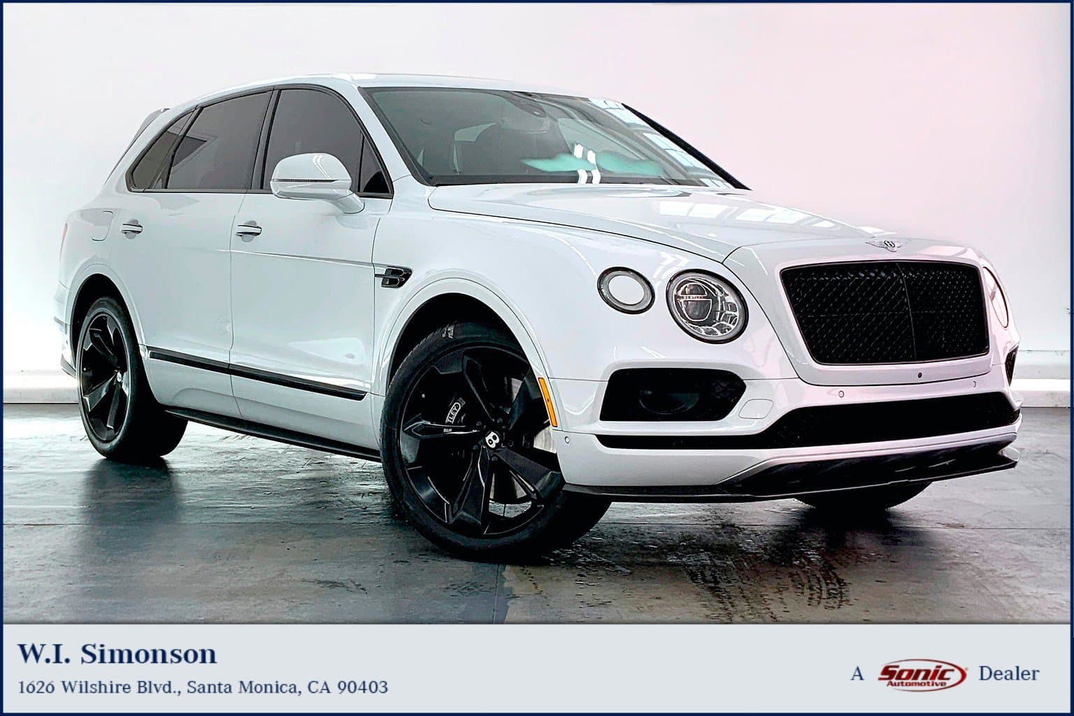 Foto de 2018 Bentley Bentayga Black Edition