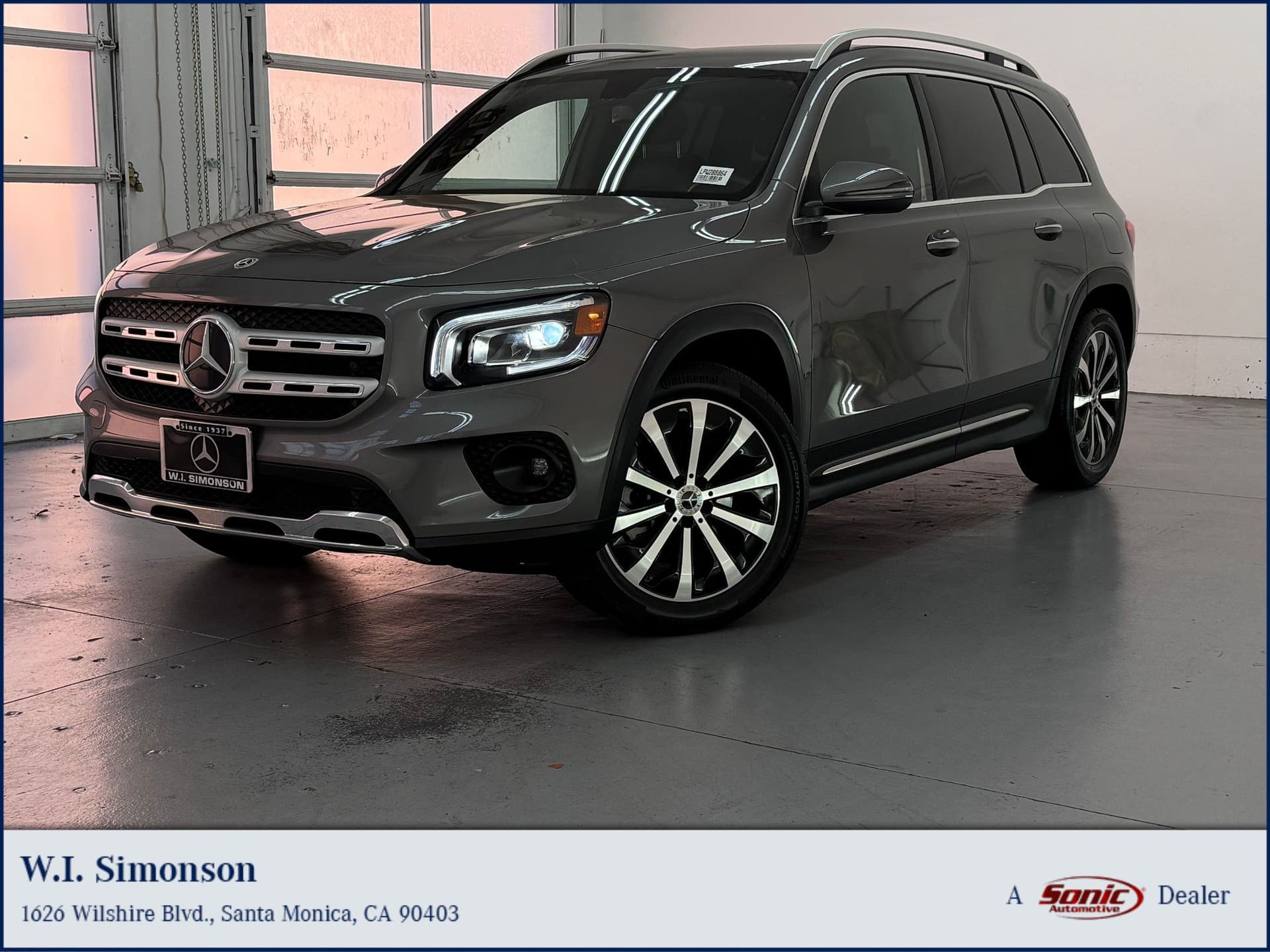 2023 Mercedes-Benz GLB GLB 250 — photo 1 of 31