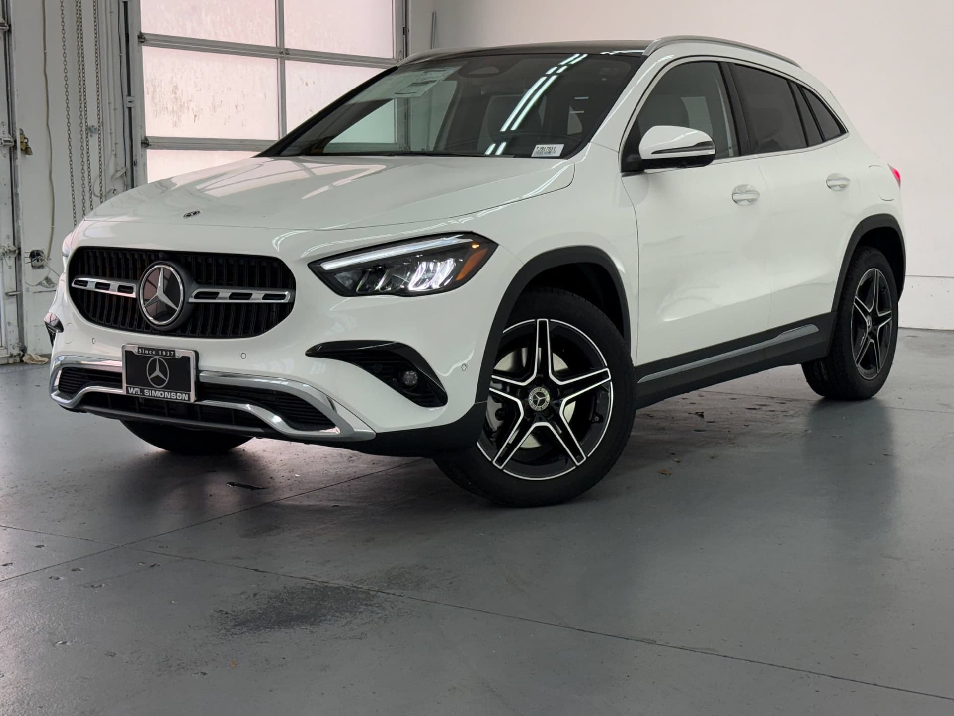 2026 Mercedes-Benz GLA GLA 250 — photo 1 of 33