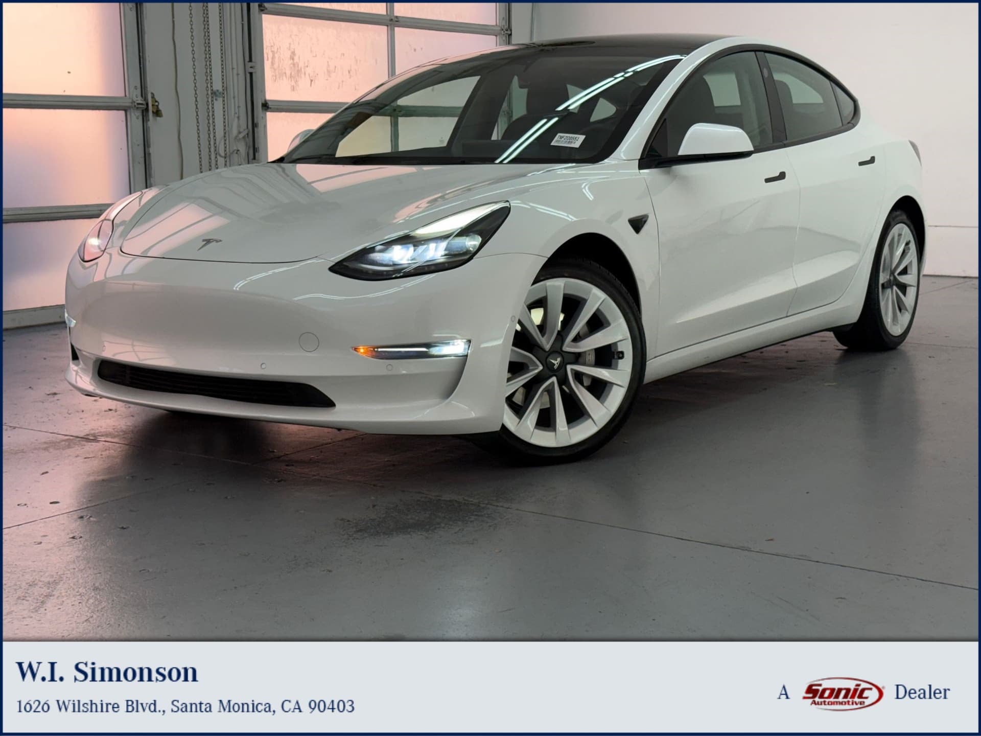 2022 Tesla Model 3 Long Range — photo 1 of 32