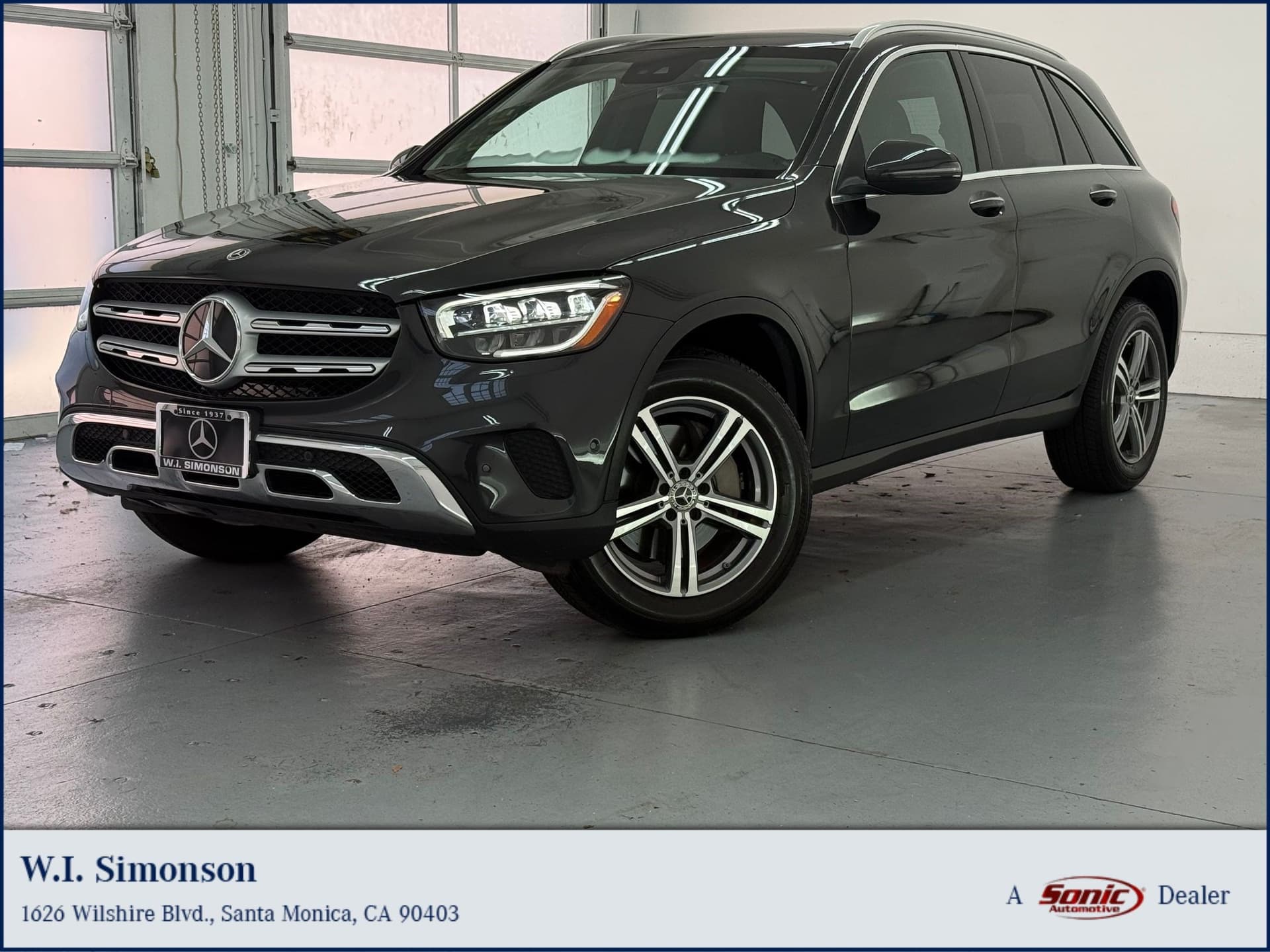 2022 Mercedes-Benz GLC GLC 300 — photo 1 of 32