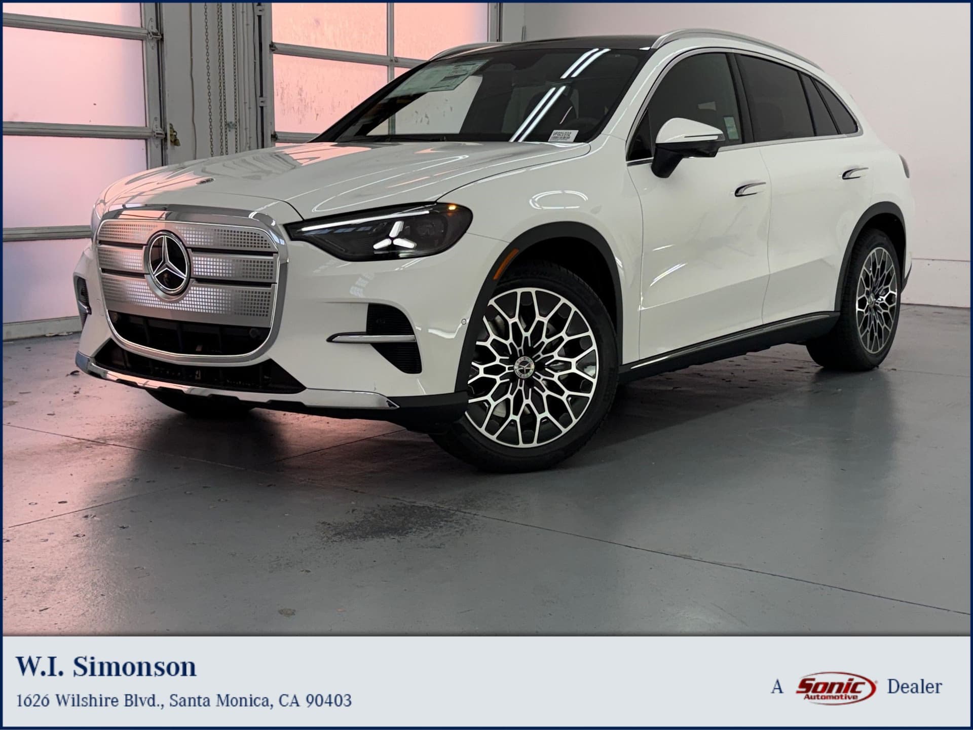 2027 Mercedes-Benz GLC Base — photo 1 of 33