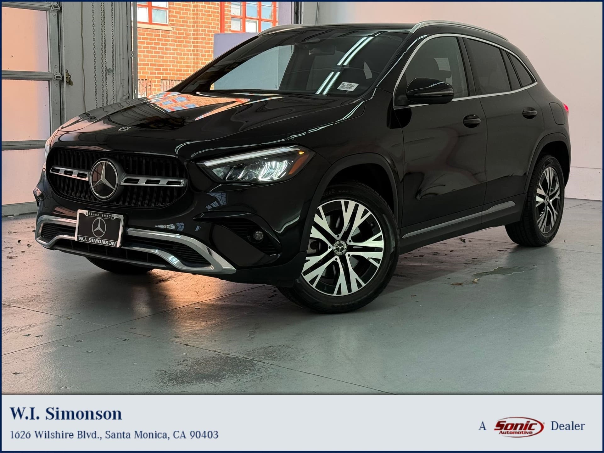 2025 Mercedes-Benz GLA GLA 250 — photo 1 of 31