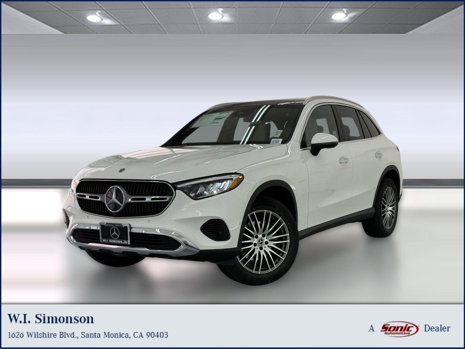 2027 Mercedes-Benz GLC GLC 300 — photo 1 of 33