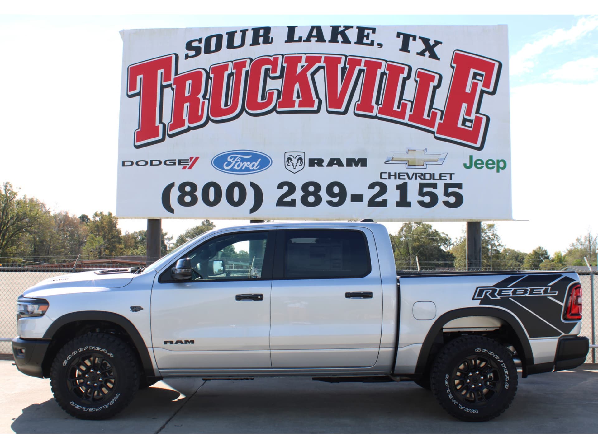 2027 RAM 1500 Rebel — photo 1 of 36