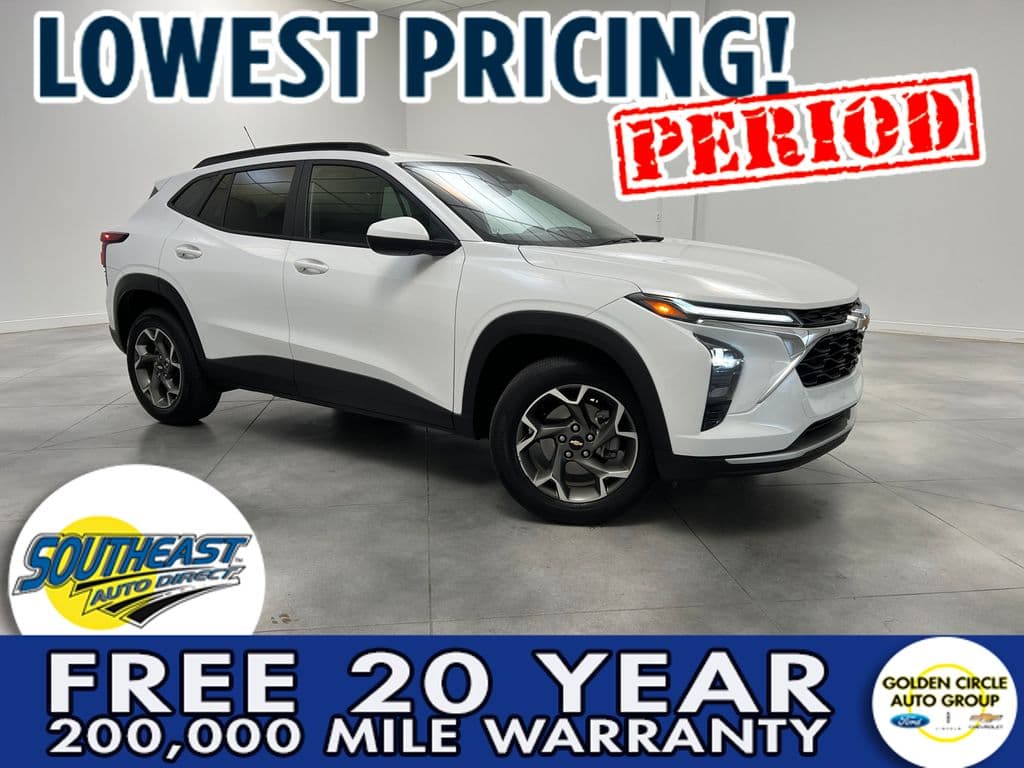 2025 Chevrolet Trax LT — photo 1 of 70