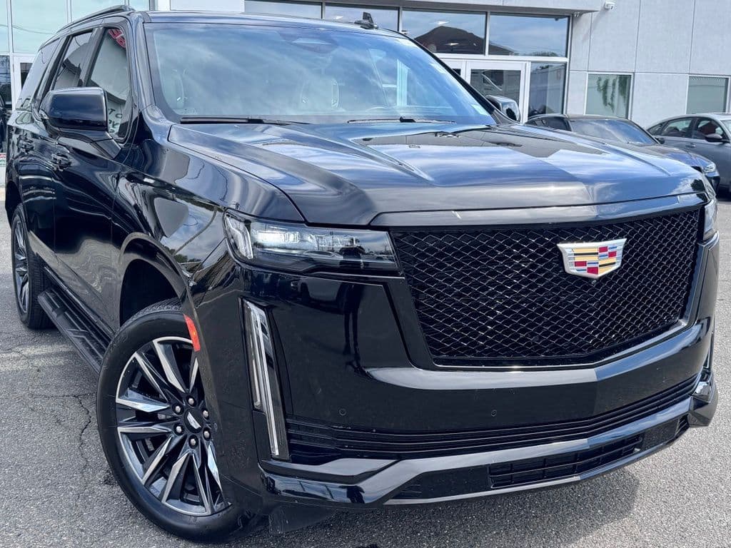 2023 Cadillac Escalade 4WD Sport — photo 1 of 28
