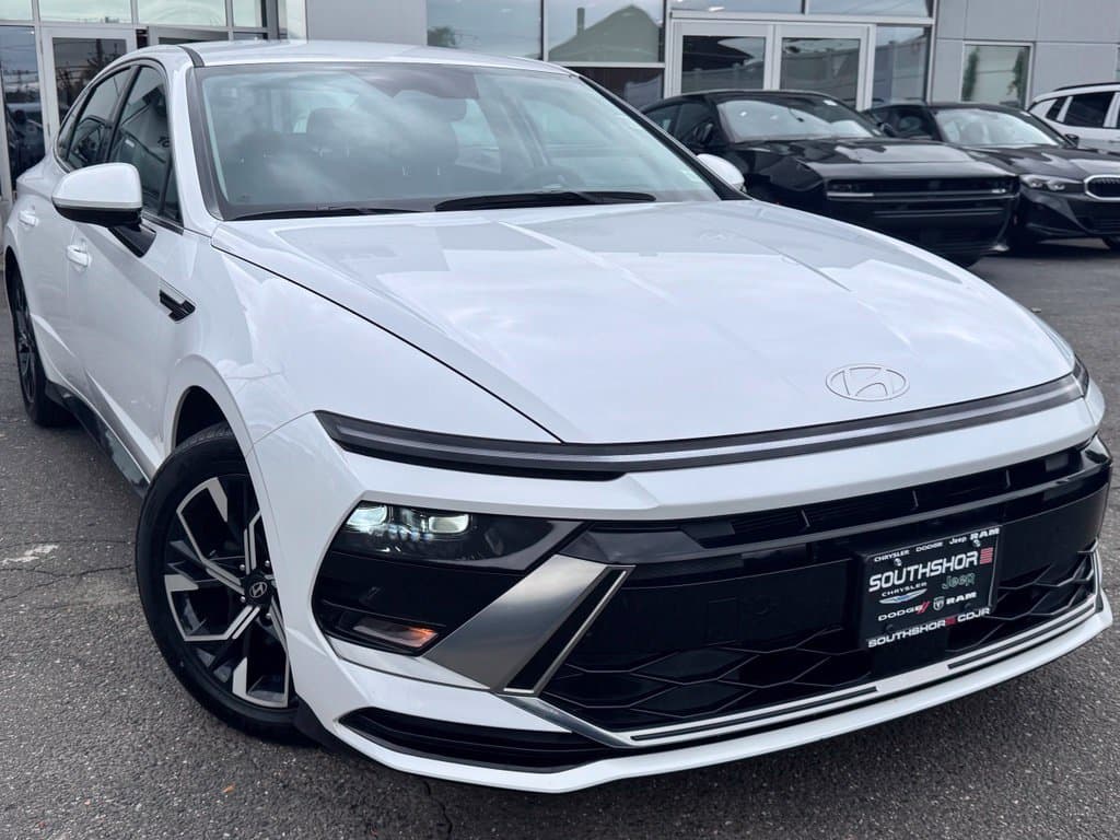 2025 Hyundai Sonata SEL — photo 1 of 25