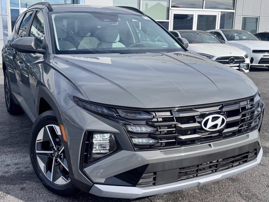2025 Hyundai Tucson SEL — photo 1 of 26