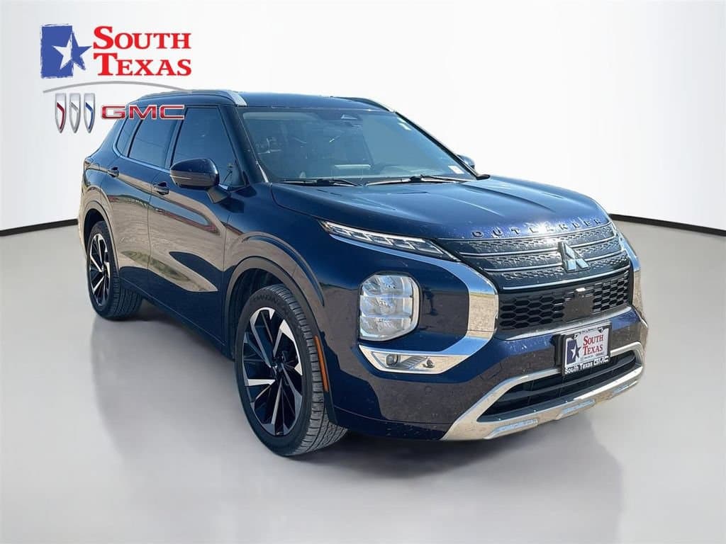 2023 Mitsubishi Outlander SEL — photo 1 of 23