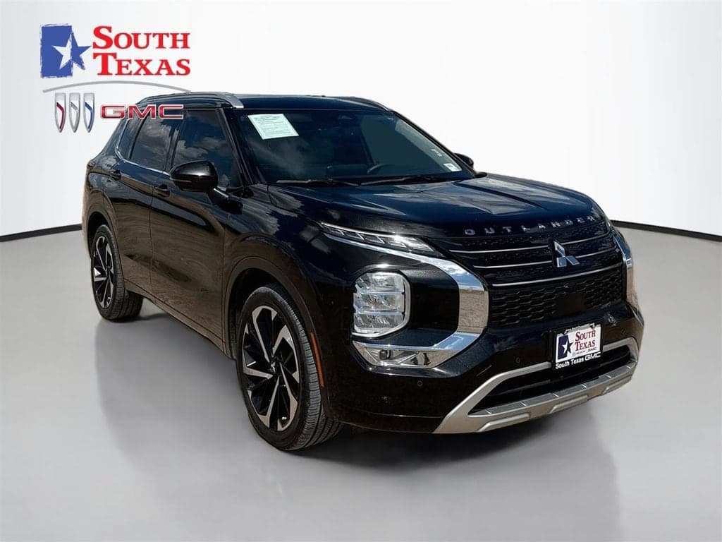 2024 Mitsubishi Outlander SEL — photo 1 of 23