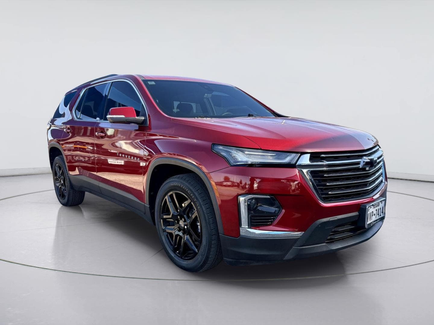2022 Chevrolet Traverse LT Cloth — photo 1 of 21