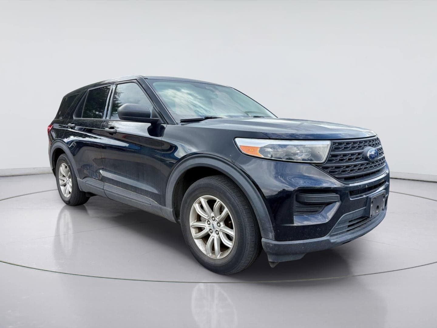 2021 Ford Explorer Base — photo 1 of 17