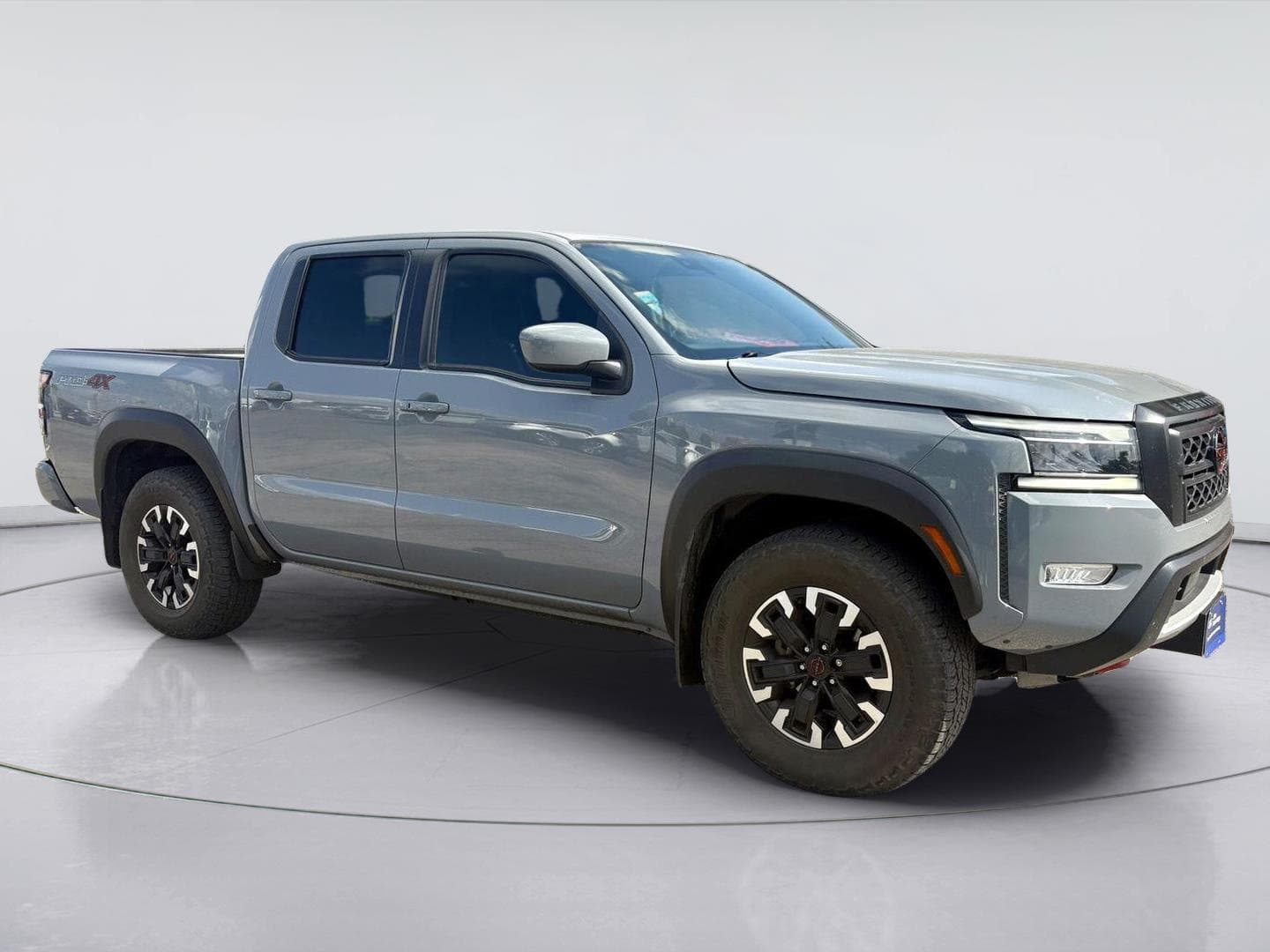 2024 Nissan Frontier PRO-4X — photo 1 of 15