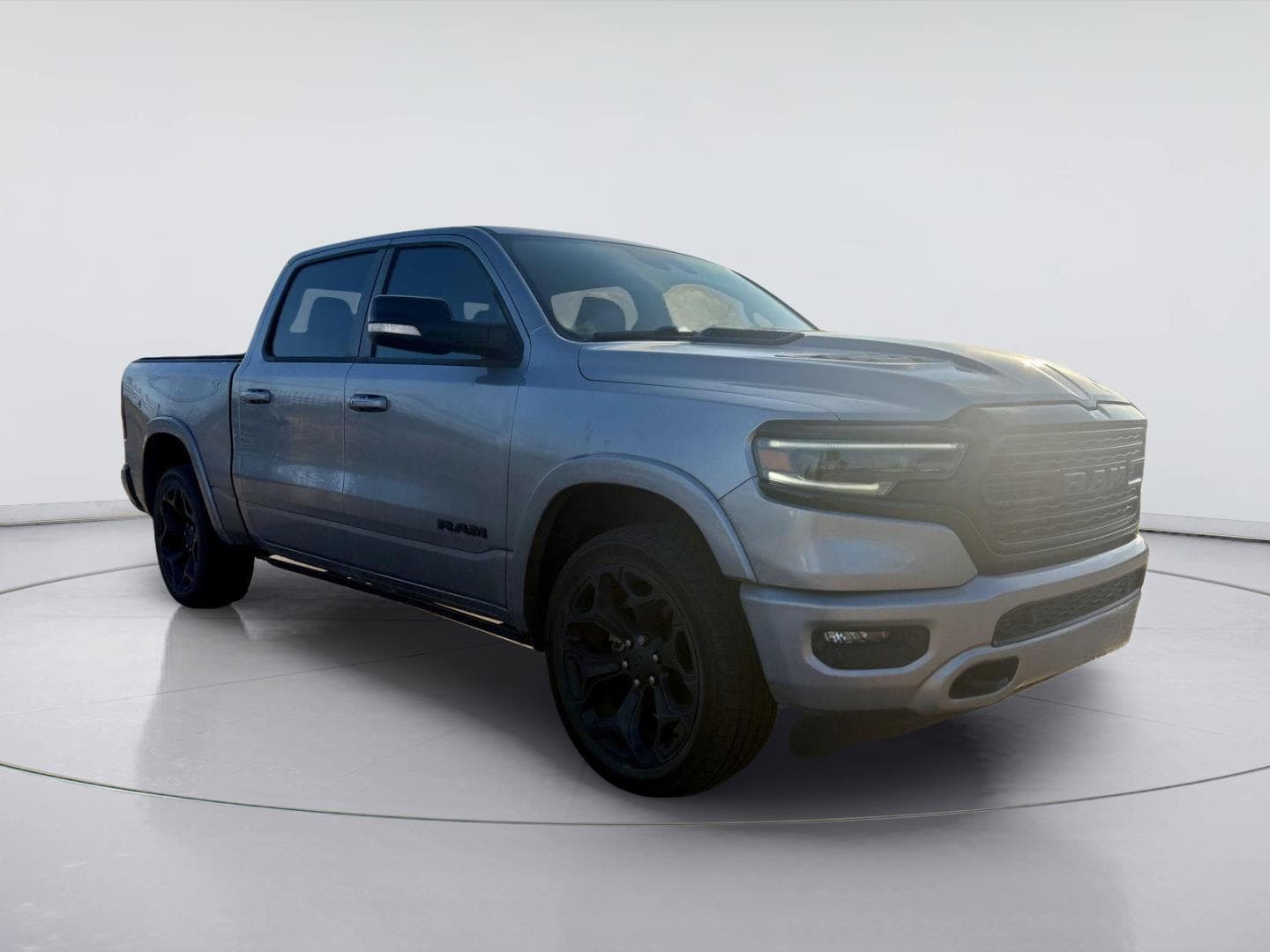 2022 RAM 1500 Limited — photo 1 of 20