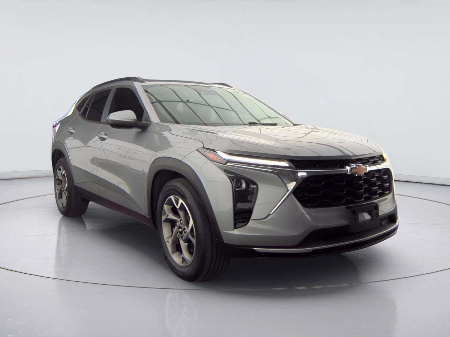 2024 Chevrolet Trax LT — photo 1 of 21
