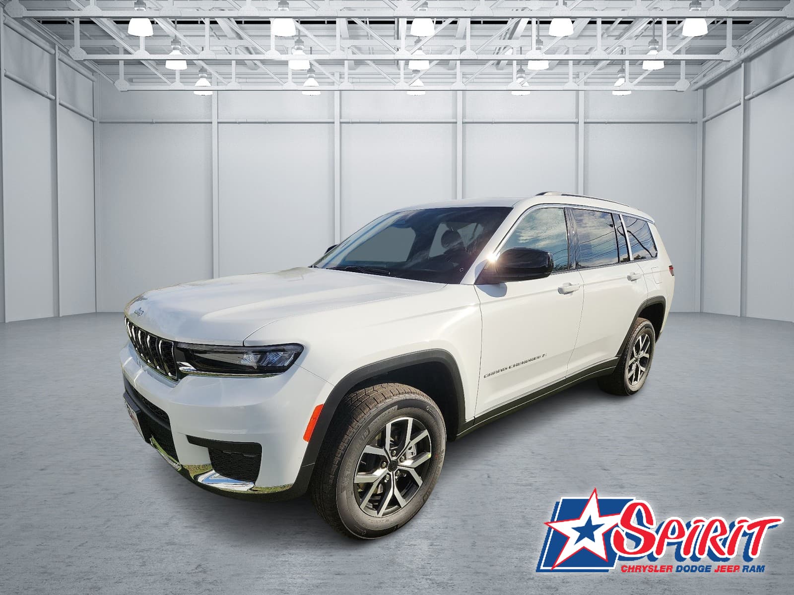 2027 Jeep Grand Cherokee L Laredo — photo 1 of 10