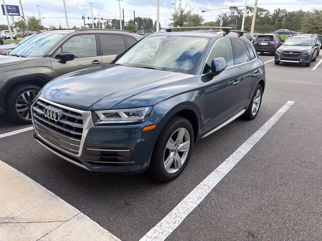 2018 Audi Q5 Base — photo 1 of 3