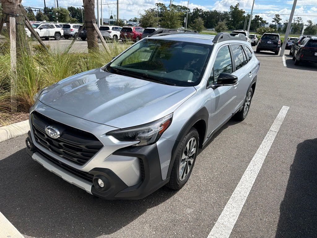 2024 Subaru Outback Limited — photo 1 of 3