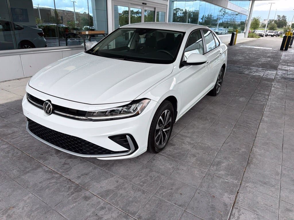 2025 Volkswagen Jetta S — photo 1 of 3