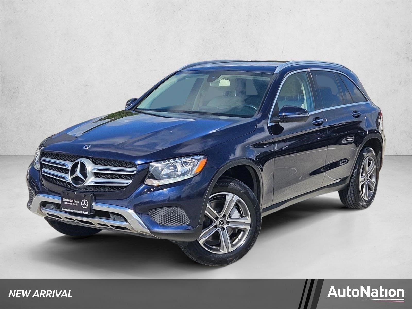 2019 Mercedes-Benz GLC GLC 300 — photo 1 of 24