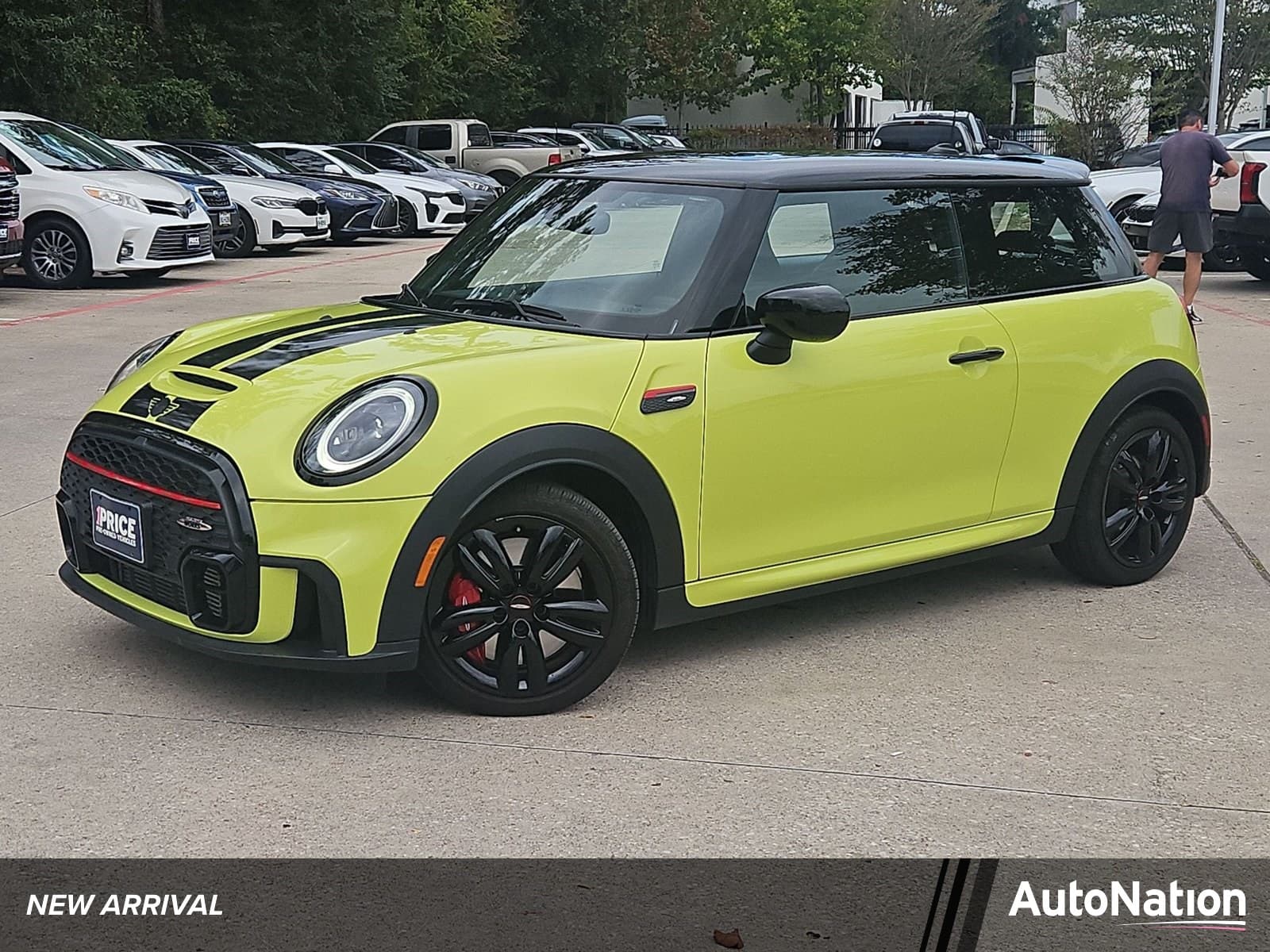 2024 Mini Hardtop 2 Door John Cooper Works — photo 1 of 23