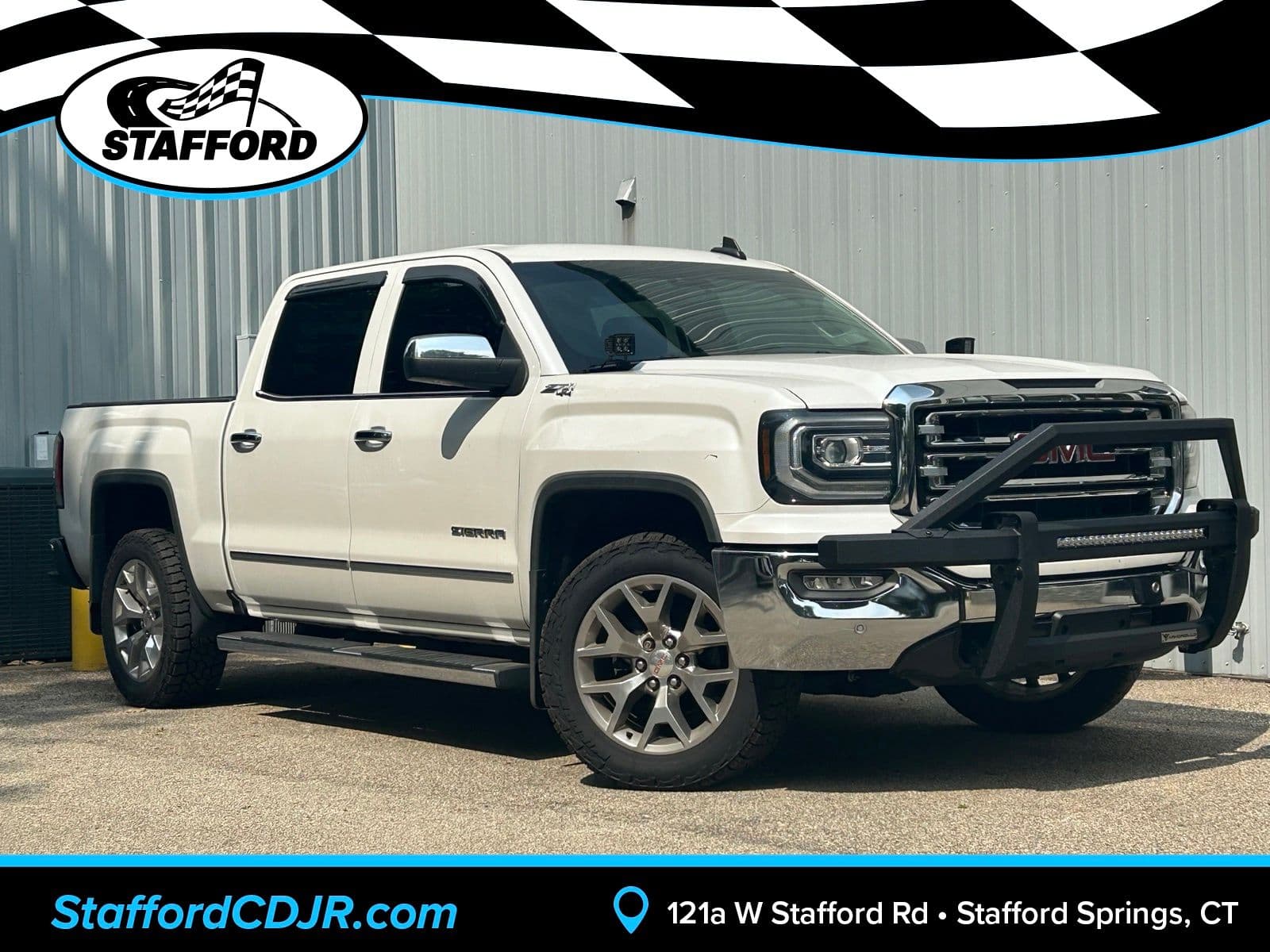 2018 GMC Sierra 1500 SLT — photo 1 of 18