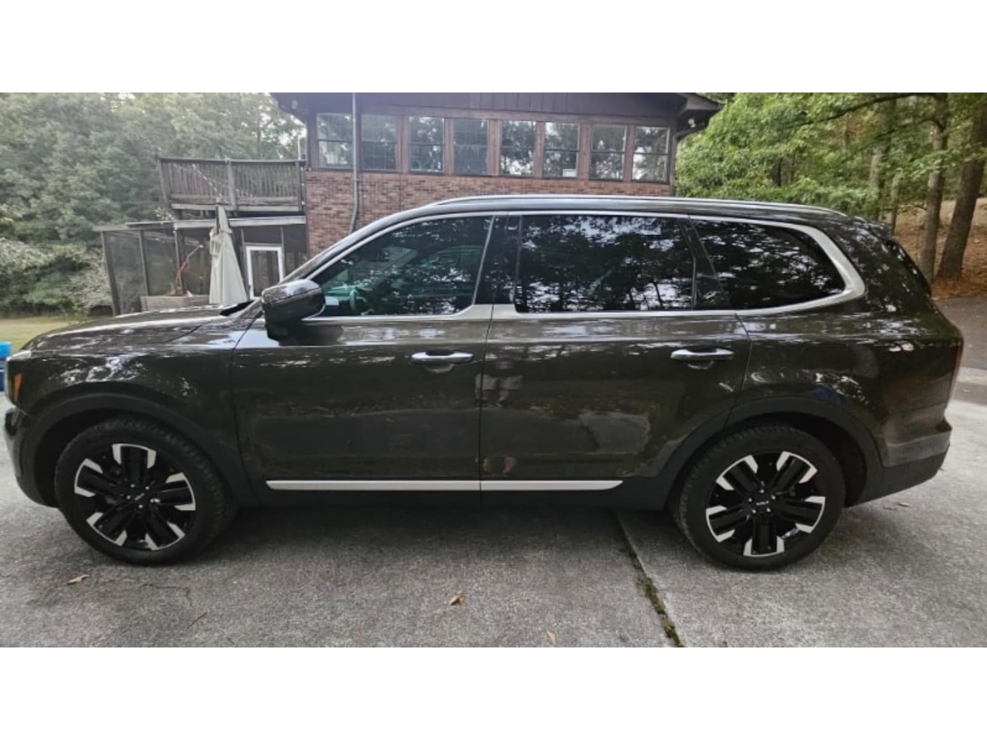 2023 Kia Telluride SX — photo 1 of 11