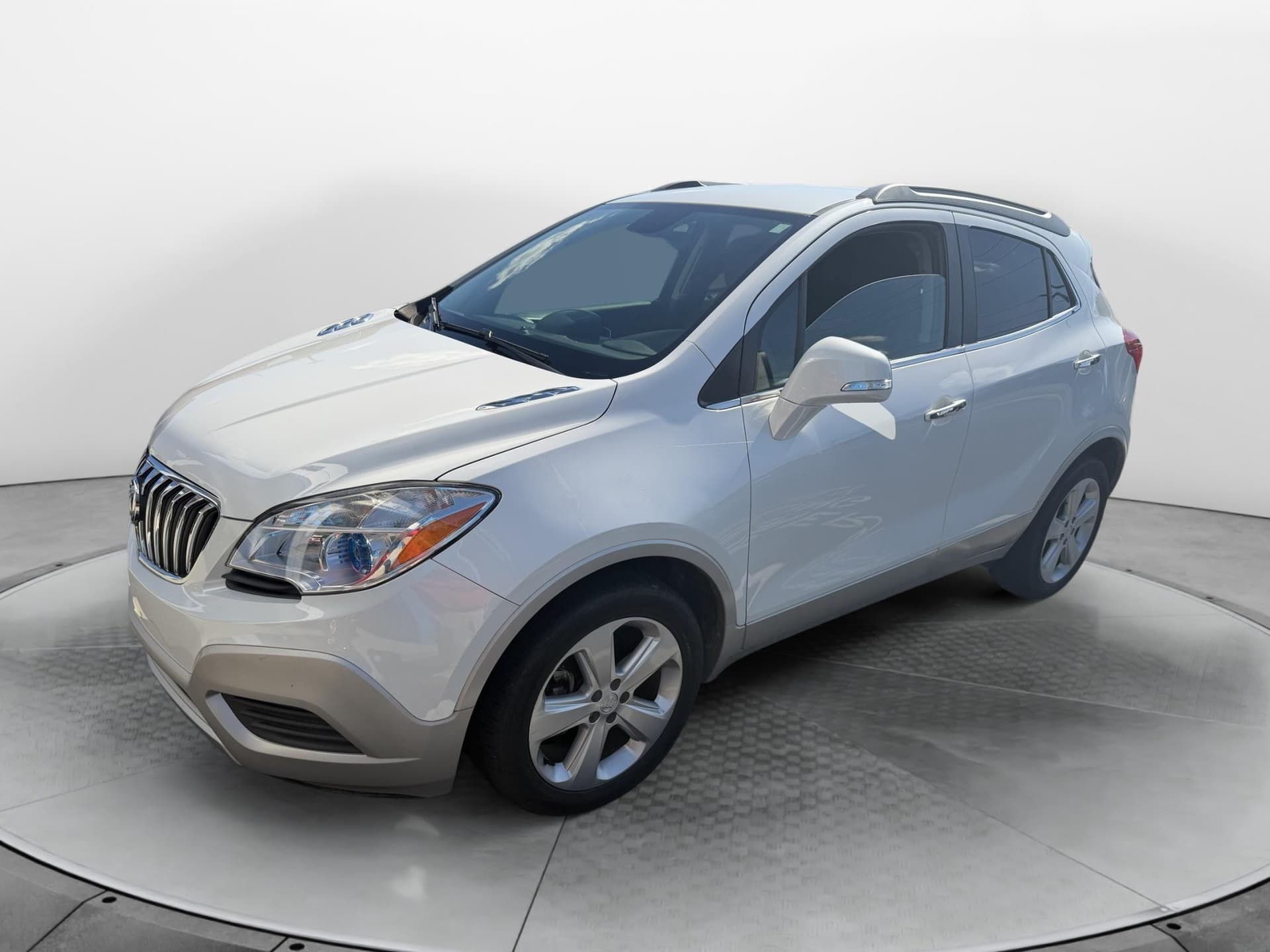 2016 Buick Encore Base — photo 1 of 10