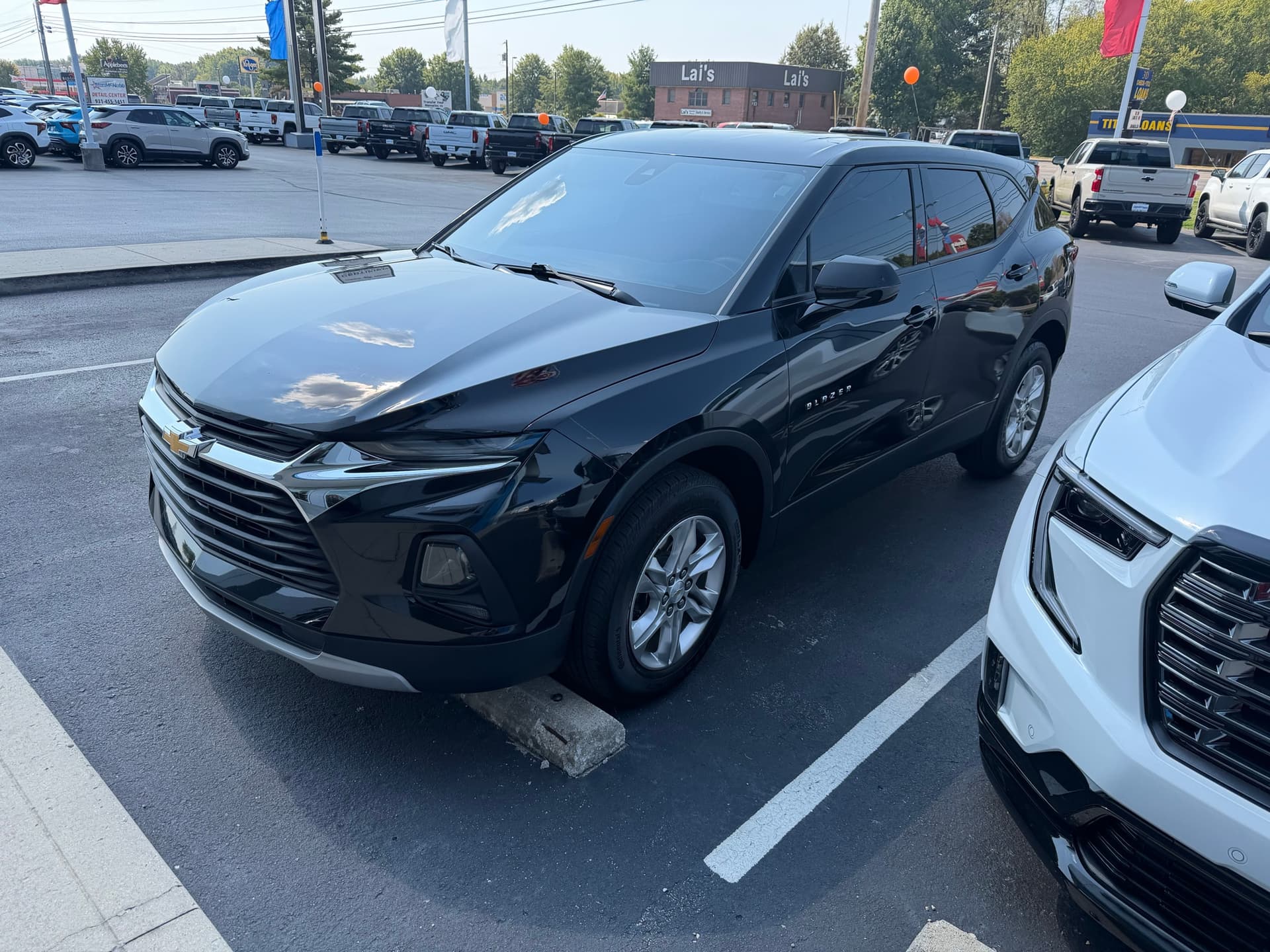 2022 Chevrolet Blazer LT — photo 1 of 7