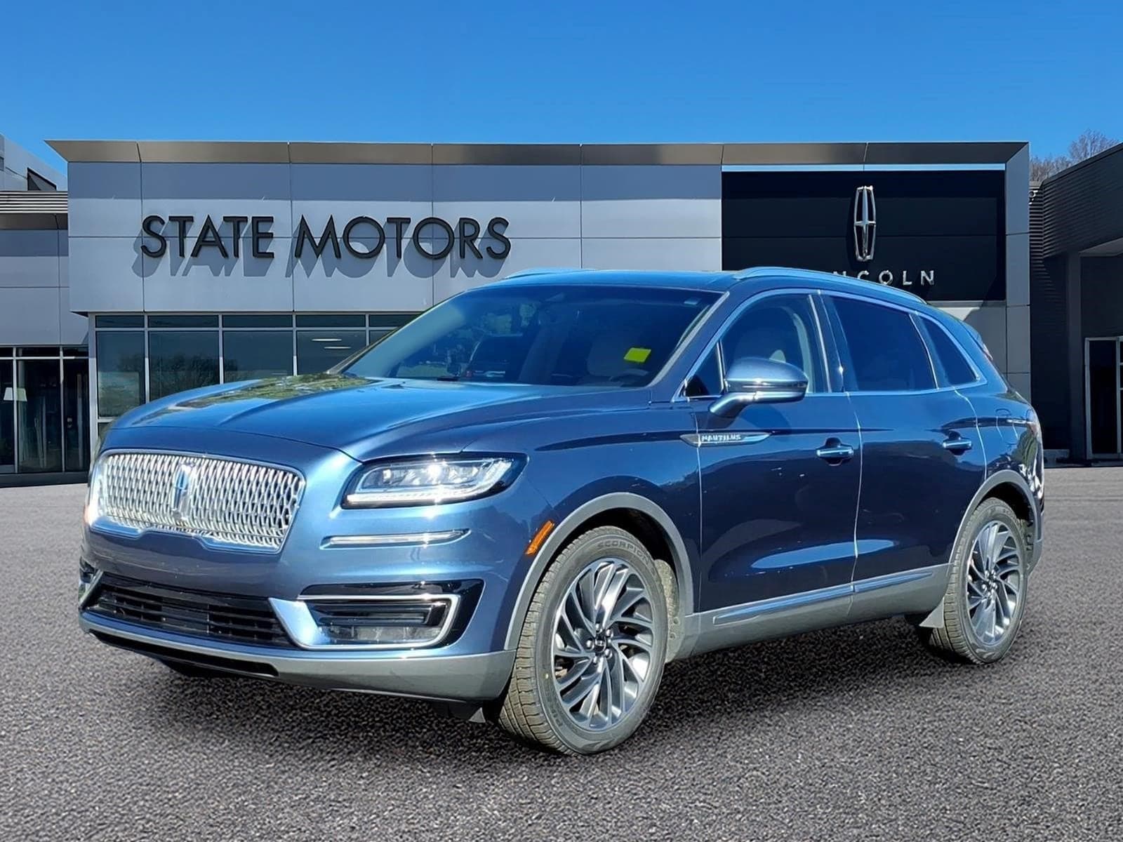 2019 Lincoln Nautilus Reserve — photo 1 of 30