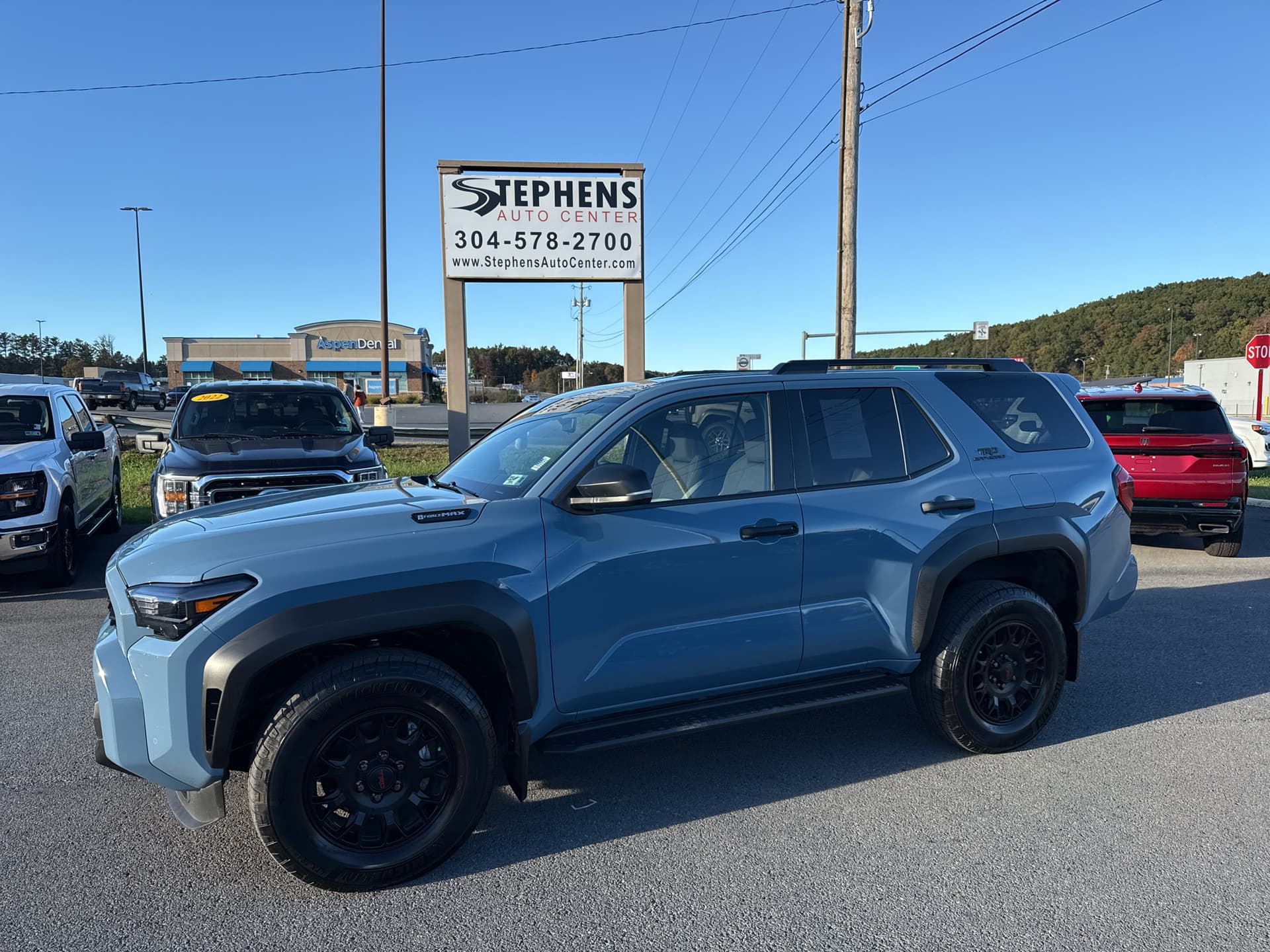 2025 Toyota 4Runner TRD Off Road — photo 1 of 4