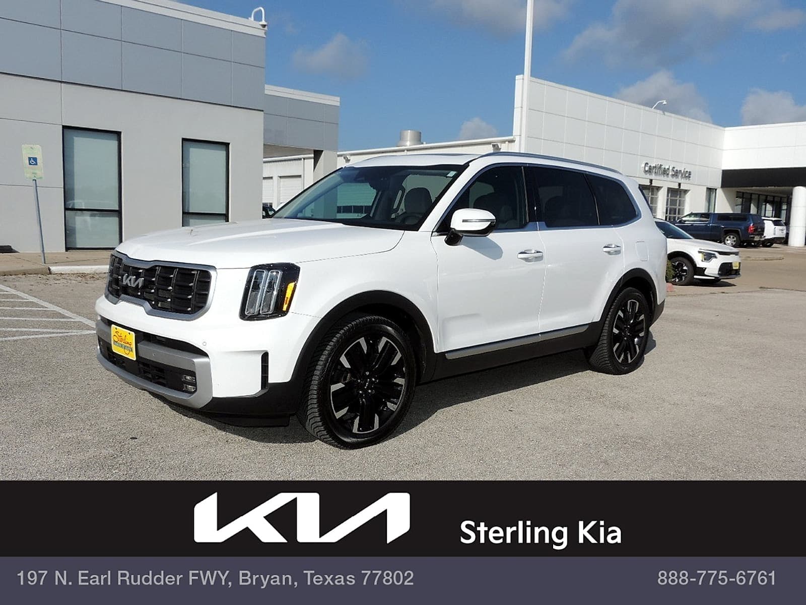 2023 Kia Telluride Base — photo 1 of 27