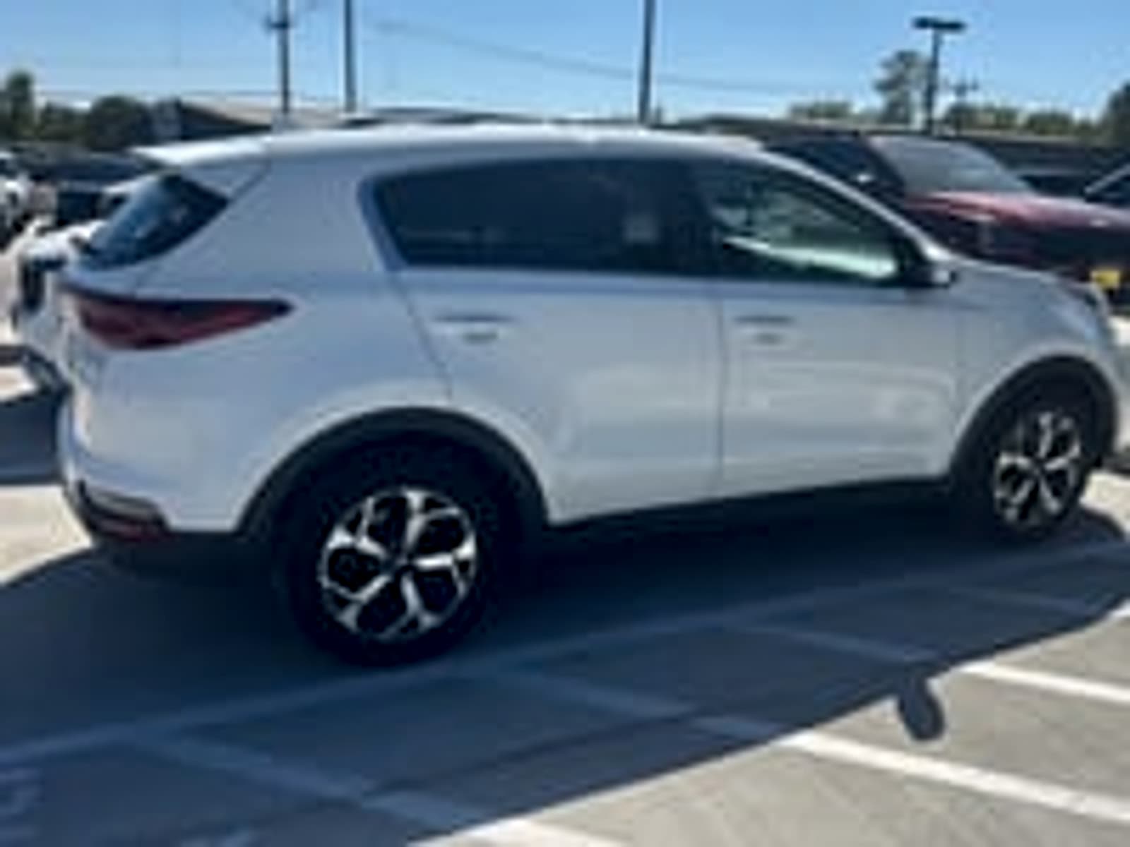 2021 Kia Sportage LX — photo 1 of 9
