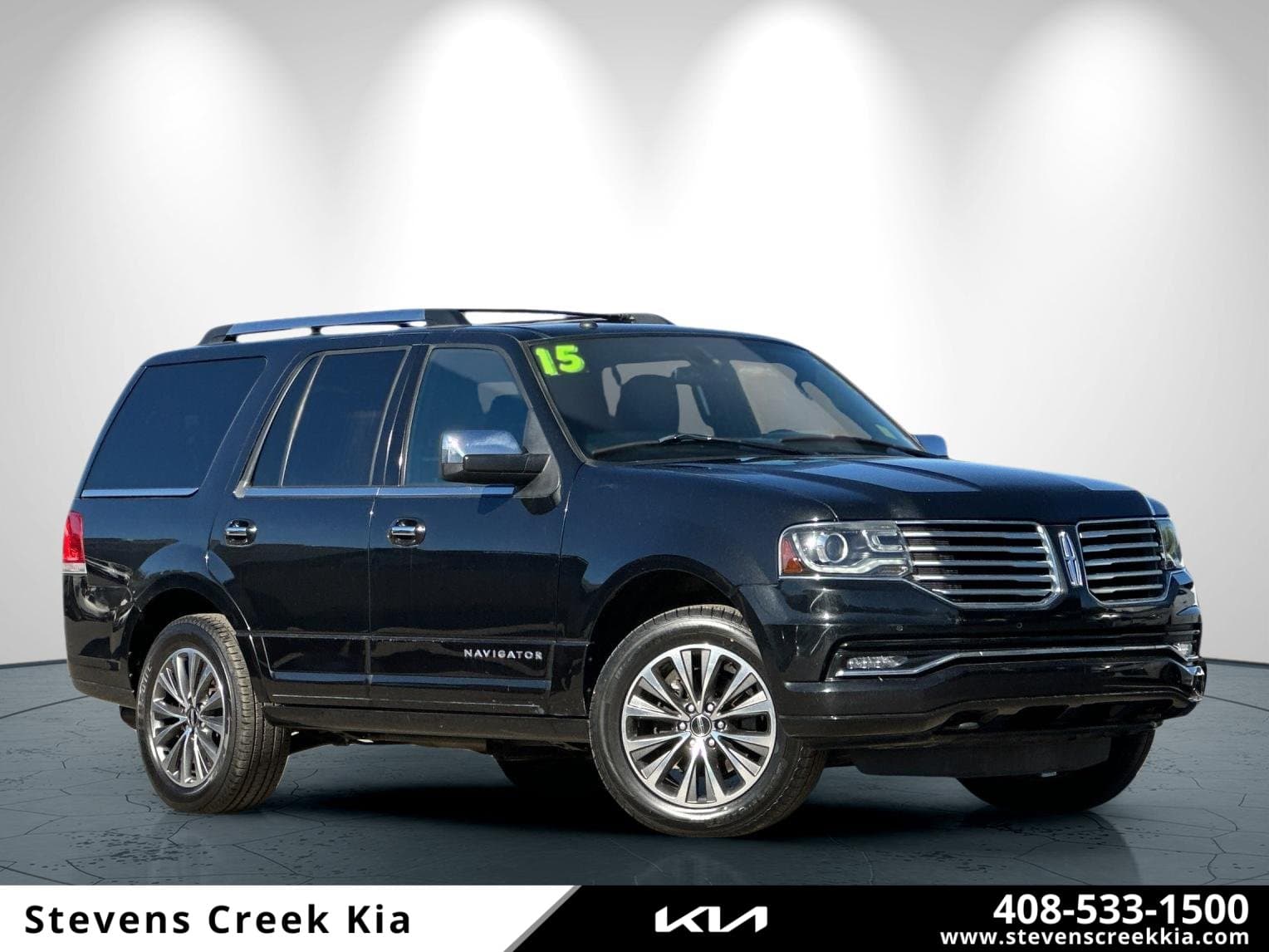 2015 Lincoln Navigator Base — photo 1 of 28