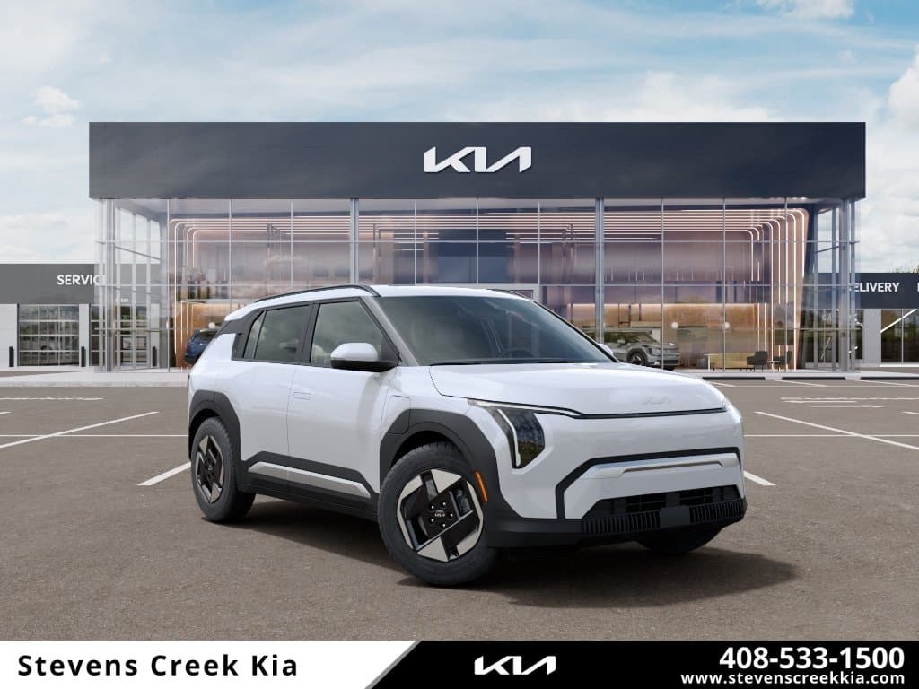 2027 Kia EV3 Wind — photo 1 of 28