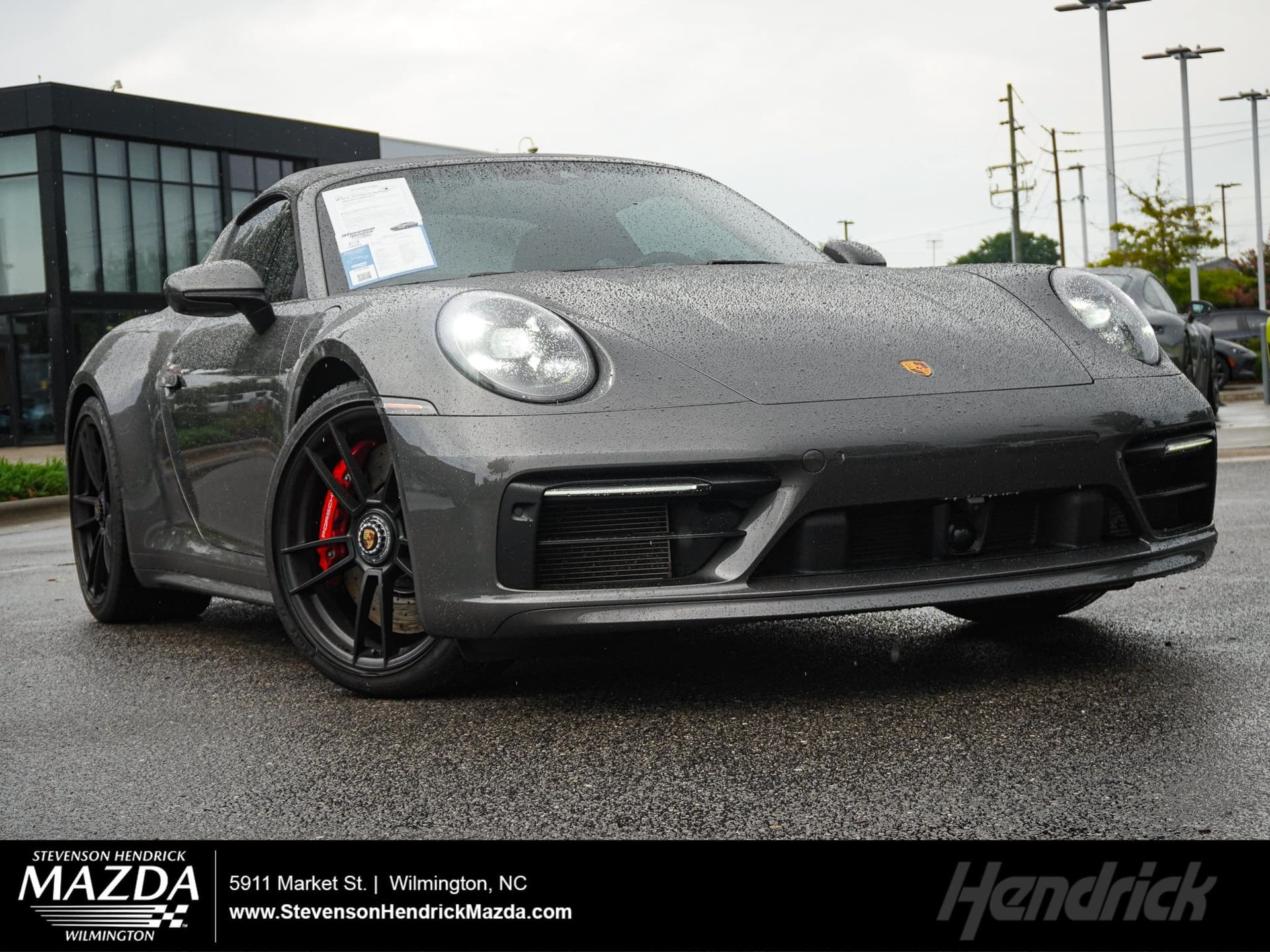 2022 Porsche 911 4 GTS — photo 1 of 35