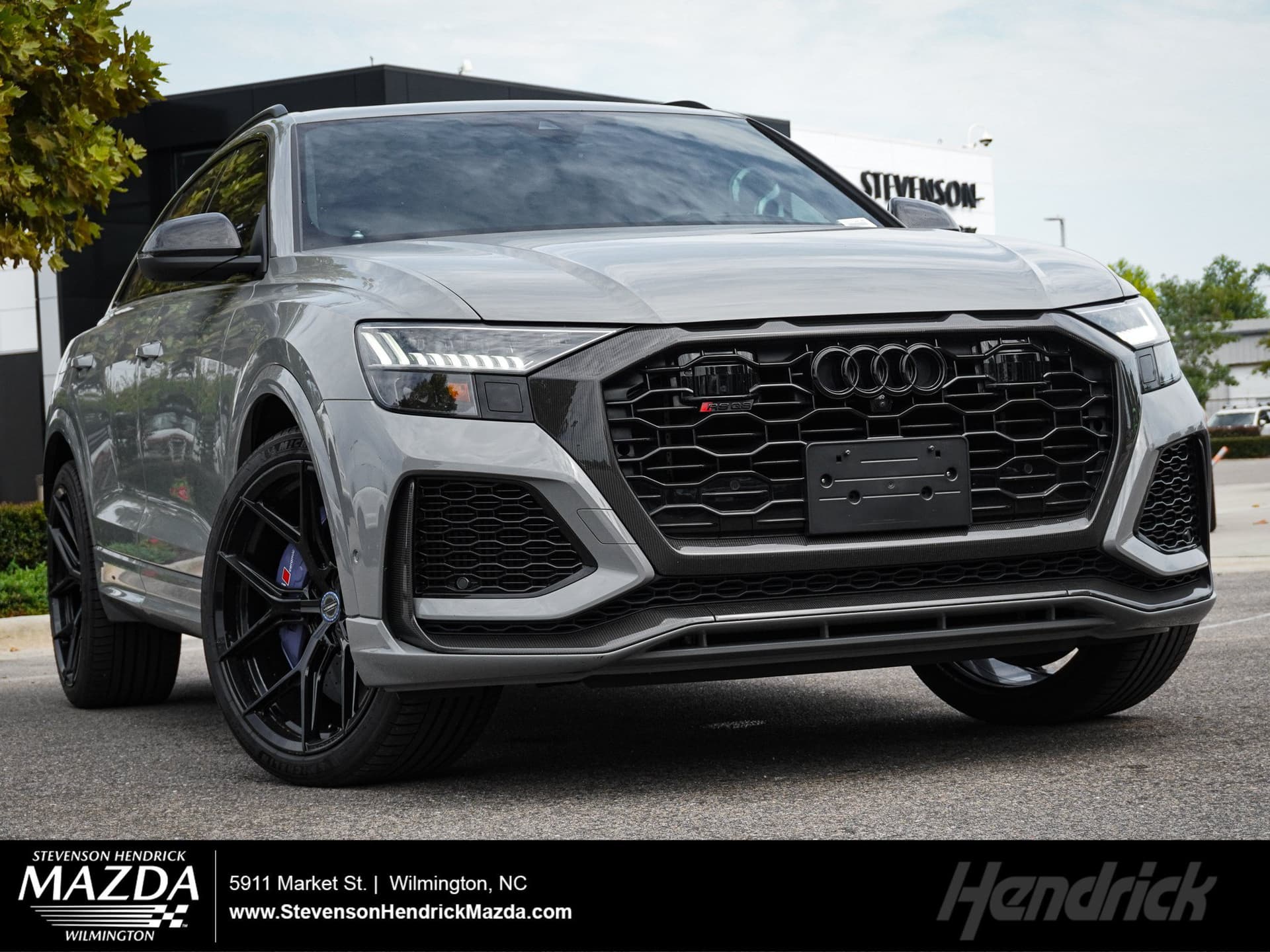 2022 Audi RS Q8 Base — photo 1 of 40