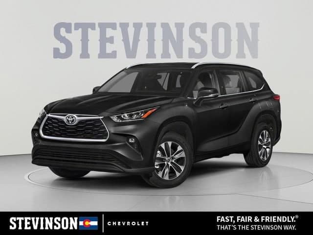 2022 Toyota Highlander XLE — photo 1 of 11