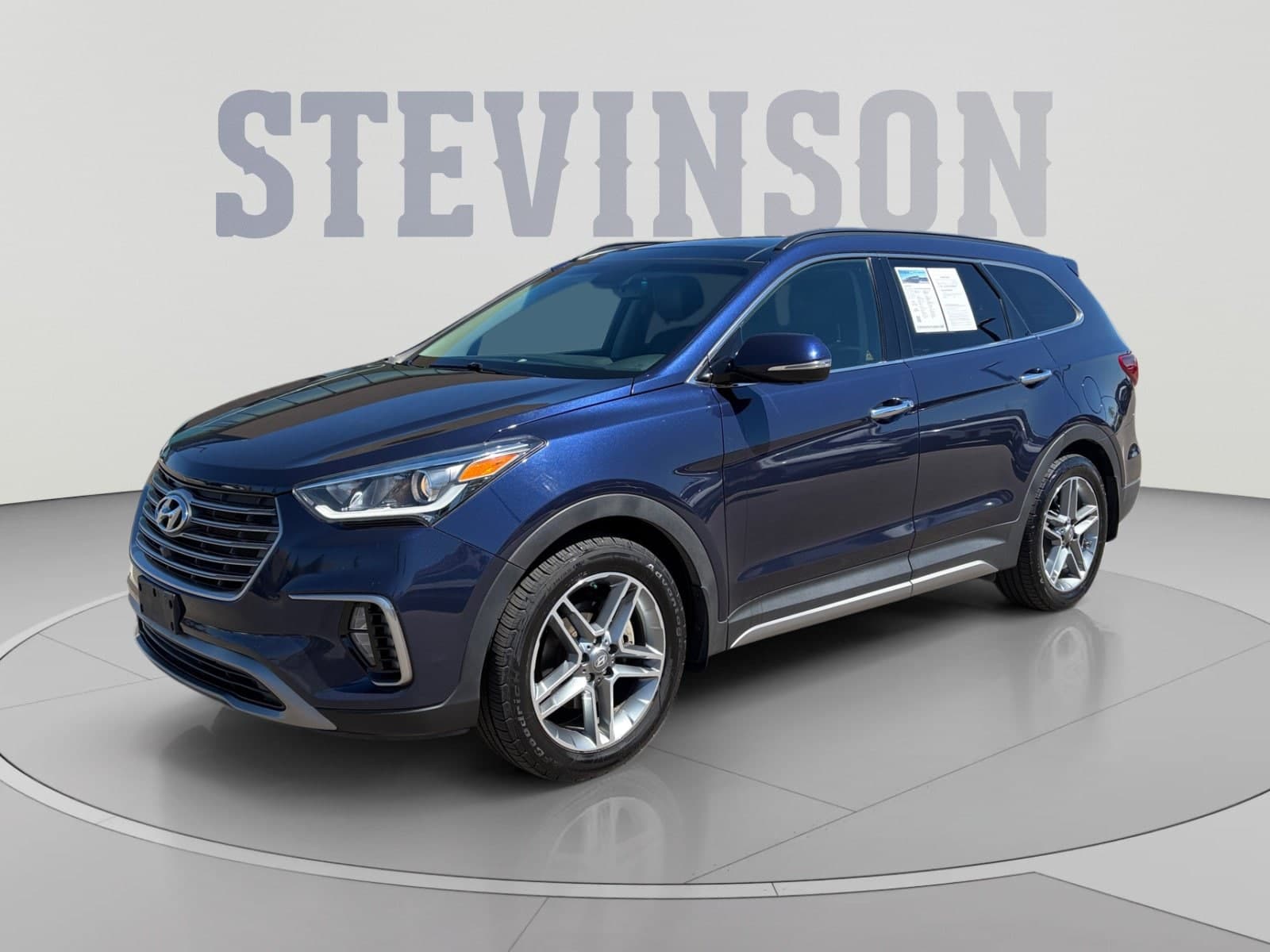 2017 Hyundai Santa Fe Limited Ultimate — photo 1 of 33